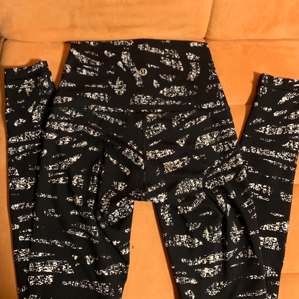 NWOT Lululemon leggings